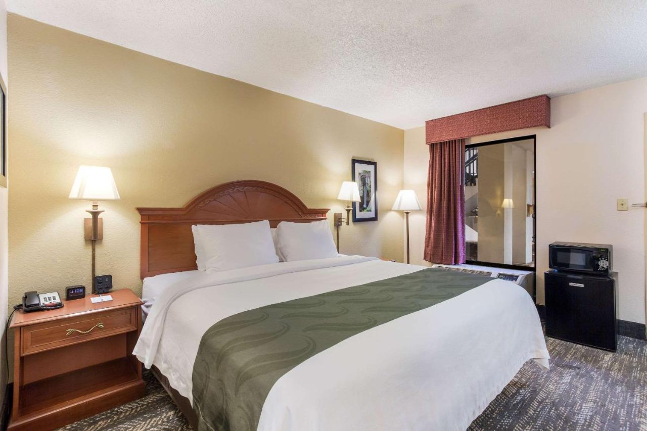 Quality Inn - Hamilton Place Чаттануґа Екстер'єр фото
